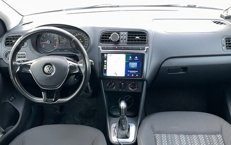 Volkswagen Polo VI (EU Market), 2017 год, 1 046 800 рублей, 13 фотография