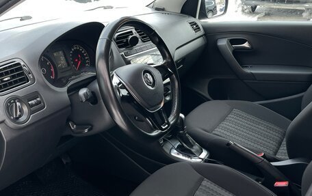 Volkswagen Polo VI (EU Market), 2017 год, 1 046 800 рублей, 21 фотография