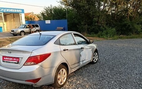 Hyundai Solaris II рестайлинг, 2014 год, 500 000 рублей, 4 фотография