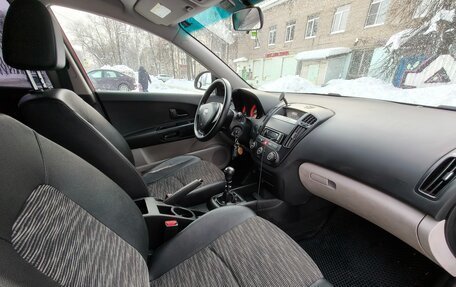 KIA cee'd I рестайлинг, 2009 год, 650 000 рублей, 16 фотография
