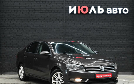 Volkswagen Passat B7, 2011 год, 890 000 рублей, 3 фотография