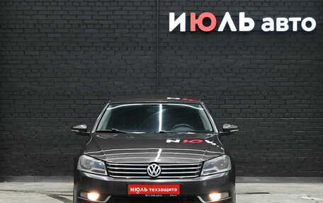 Volkswagen Passat B7, 2011 год, 890 000 рублей, 2 фотография
