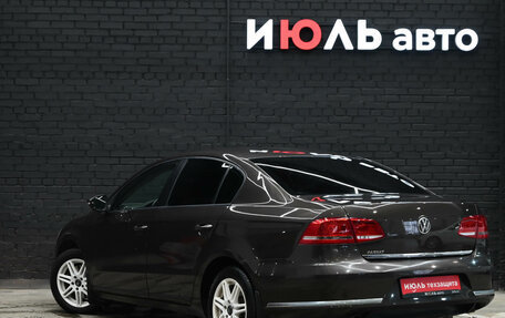 Volkswagen Passat B7, 2011 год, 890 000 рублей, 4 фотография