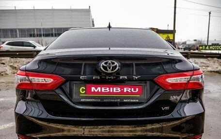 Toyota Camry, 2021 год, 3 988 000 рублей, 6 фотография