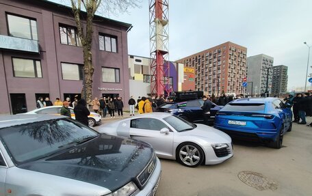 Audi A8, 1995 год, 575 000 рублей, 4 фотография