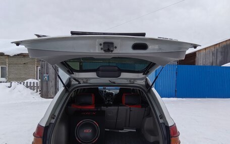 Pontiac Vibe II, 2003 год, 530 000 рублей, 18 фотография