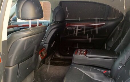 Lexus LS IV, 2010 год, 1 550 000 рублей, 10 фотография