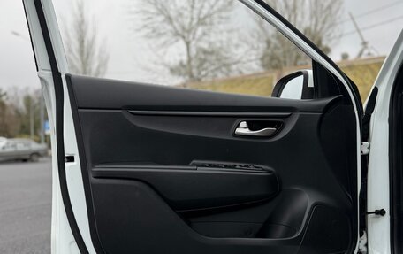 KIA Rio IV, 2019 год, 1 670 000 рублей, 3 фотография