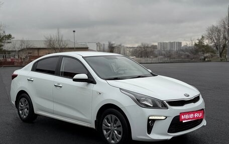 KIA Rio IV, 2019 год, 1 670 000 рублей, 2 фотография