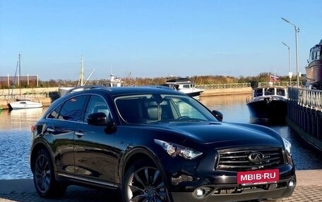 Infiniti FX II, 2011 год, 1 850 000 рублей, 8 фотография