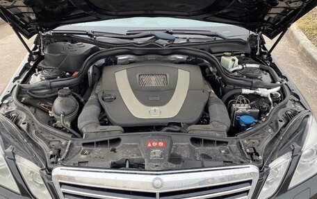 Mercedes-Benz E-Класс, 2010 год, 1 350 000 рублей, 9 фотография