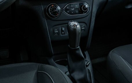 Renault Sandero II рестайлинг, 2018 год, 1 225 000 рублей, 22 фотография