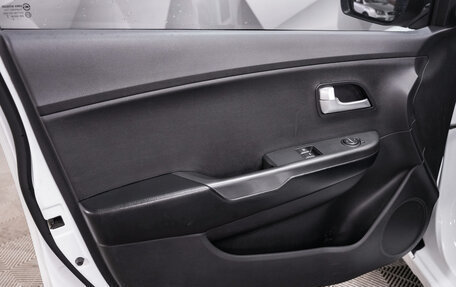 KIA Rio III рестайлинг, 2014 год, 950 000 рублей, 16 фотография