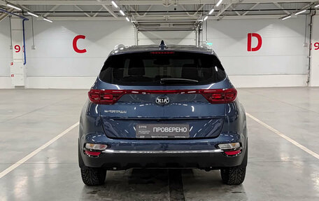 KIA Sportage IV рестайлинг, 2020 год, 2 490 000 рублей, 7 фотография