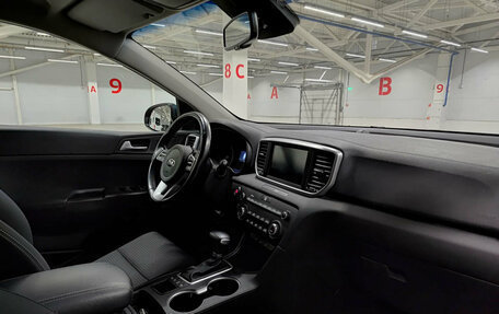 KIA Sportage IV рестайлинг, 2020 год, 2 490 000 рублей, 13 фотография