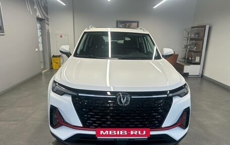 Changan CS35 Plus, 2024 год, 1 999 000 рублей, 2 фотография