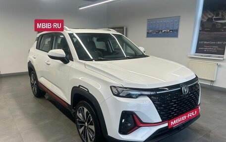 Changan CS35 Plus, 2024 год, 1 999 000 рублей, 3 фотография