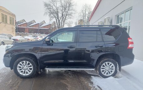 Toyota Land Cruiser Prado 150 рестайлинг 2, 2014 год, 3 700 000 рублей, 8 фотография