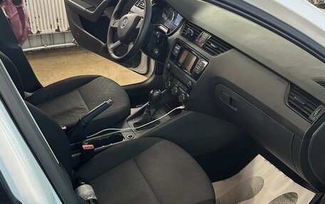 Skoda Octavia, 2015 год, 1 200 000 рублей, 15 фотография