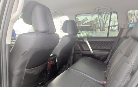 Toyota Land Cruiser Prado 150 рестайлинг 2, 2014 год, 3 700 000 рублей, 15 фотография