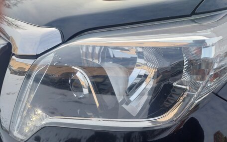 Toyota Land Cruiser Prado 150 рестайлинг 2, 2014 год, 3 700 000 рублей, 29 фотография