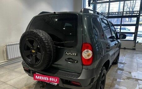 Chevrolet Niva I рестайлинг, 2017 год, 800 000 рублей, 6 фотография