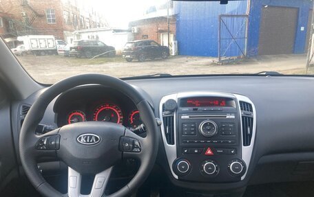 KIA cee'd I рестайлинг, 2010 год, 600 000 рублей, 7 фотография