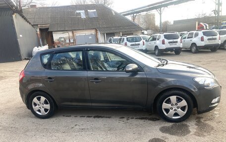 KIA cee'd I рестайлинг, 2010 год, 600 000 рублей, 4 фотография