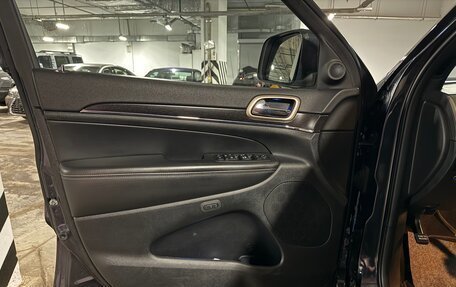 Jeep Grand Cherokee, 2013 год, 2 950 000 рублей, 15 фотография