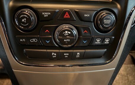 Jeep Grand Cherokee, 2013 год, 2 950 000 рублей, 28 фотография