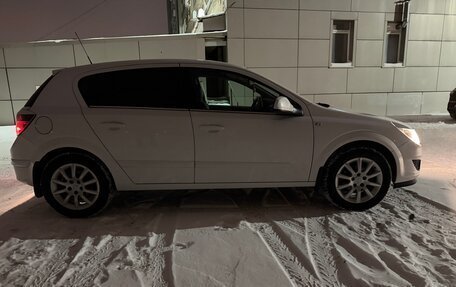 Opel Astra H, 2013 год, 700 000 рублей, 10 фотография