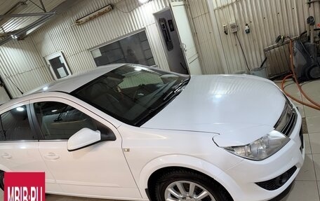 Opel Astra H, 2013 год, 700 000 рублей, 2 фотография