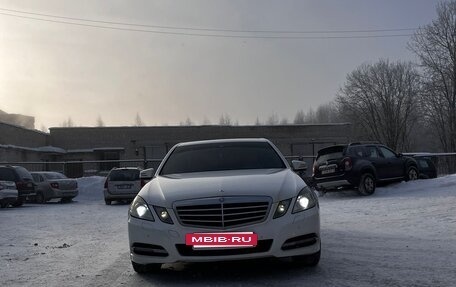 Mercedes-Benz E-Класс, 2013 год, 1 400 000 рублей, 3 фотография