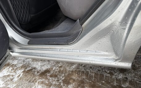 Nissan Wingroad III, 2001 год, 470 000 рублей, 12 фотография