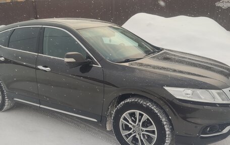 Honda Crosstour I рестайлинг, 2014 год, 1 900 000 рублей, 3 фотография