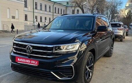 Volkswagen Teramont I, 2021 год, 6 200 000 рублей, 2 фотография