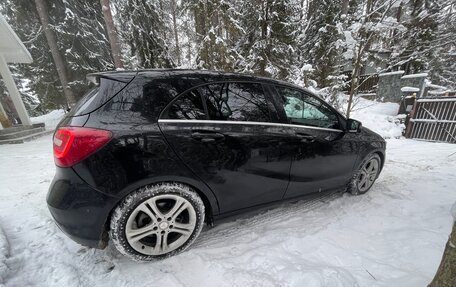 Mercedes-Benz A-Класс, 2015 год, 1 350 000 рублей, 8 фотография