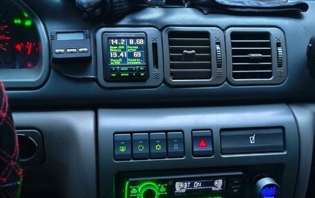 ЛуАЗ Patriot, 2011 год, 700 000 рублей, 13 фотография