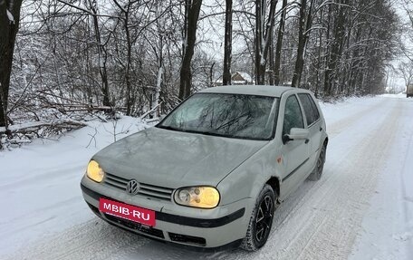 Volkswagen Golf IV, 1999 год, 170 000 рублей, 2 фотография