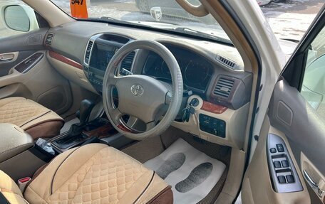 Toyota Land Cruiser Prado 120 рестайлинг, 2003 год, 2 199 900 рублей, 10 фотография