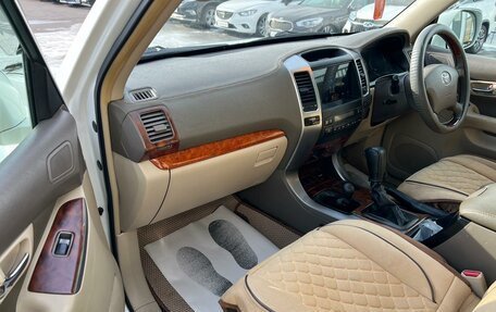 Toyota Land Cruiser Prado 120 рестайлинг, 2003 год, 2 199 900 рублей, 12 фотография