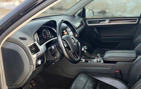 Volkswagen Touareg III, 2013 год, 2 299 000 рублей, 10 фотография