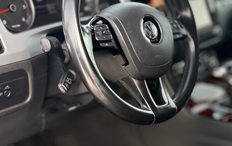 Volkswagen Touareg III, 2013 год, 2 299 000 рублей, 13 фотография