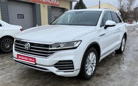 Volkswagen Touareg III, 2020 год, 5 555 000 рублей, 1 фотография