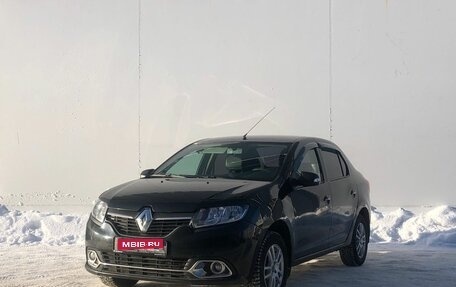 Renault Logan II, 2018 год, 820 000 рублей, 1 фотография