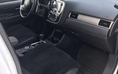 Mitsubishi Outlander III рестайлинг 3, 2012 год, 1 300 000 рублей, 1 фотография