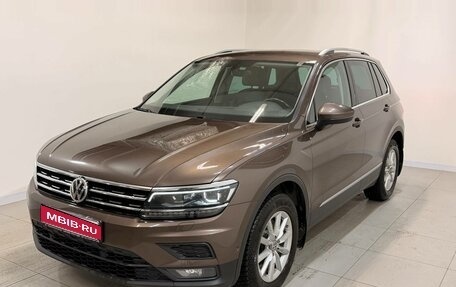 Volkswagen Tiguan II, 2018 год, 2 570 000 рублей, 1 фотография