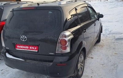 Toyota Corolla Verso I, 2005 год, 500 000 рублей, 1 фотография