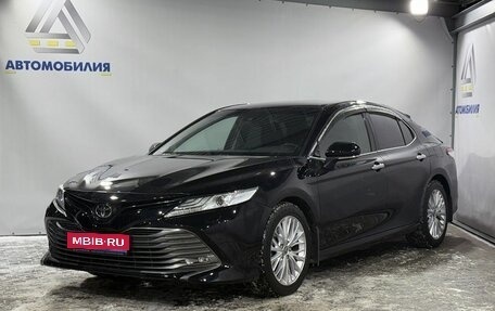 Toyota Camry, 2021 год, 3 499 000 рублей, 1 фотография