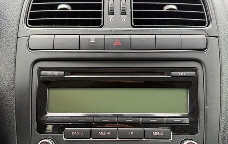 Volkswagen Polo VI (EU Market), 2010 год, 575 000 рублей, 11 фотография